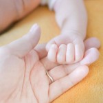 MINMIも絶賛! 陣痛を「痛」と感じさせない!? 注目の出産法とは MINMIも絶賛! 陣痛を「痛」と感じさせない!? 注目の出産法とは