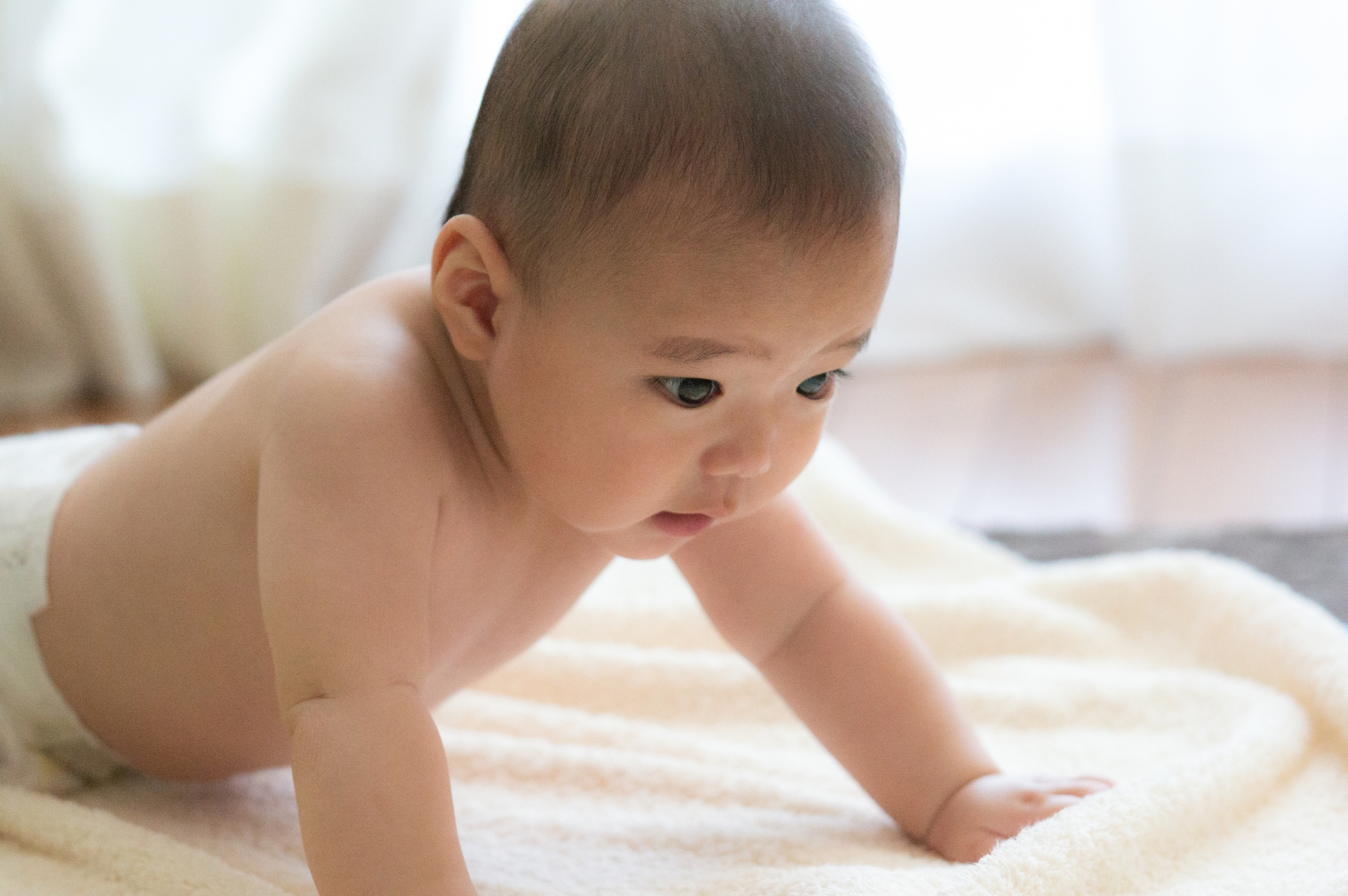 赤ちゃんが頭をぶつけた 対処 予防対策 子育てタウン