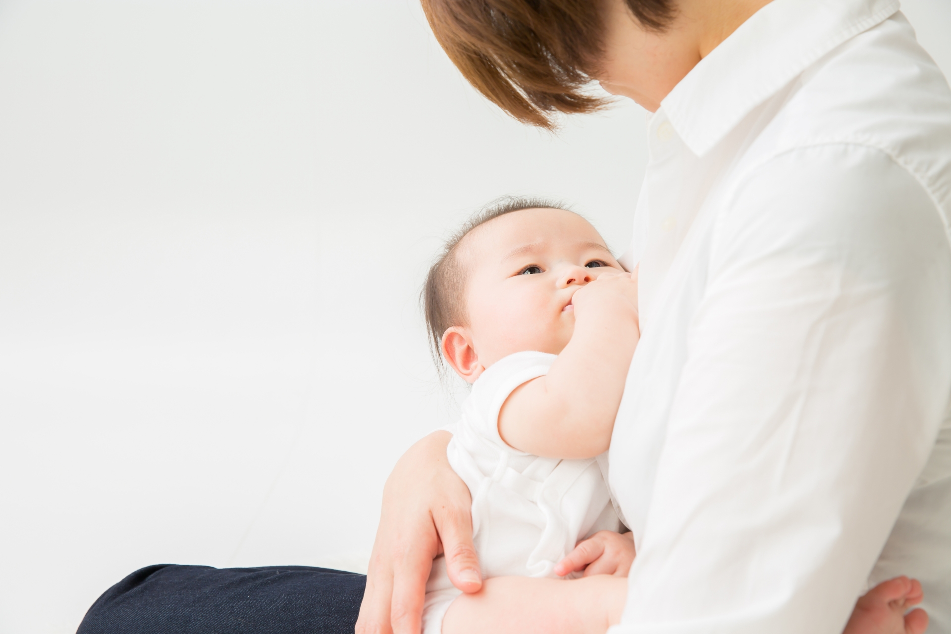 母乳育児のメリットと頑張りすぎないコツ │ 子育てタウン